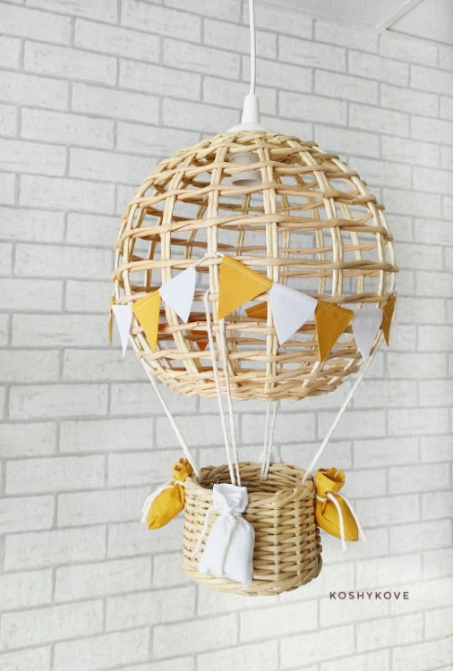 lampa-dziecieca-balon-handmade-bez-miodowy-bialy-1.jpeg