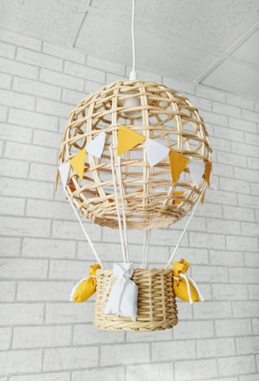 lampa-dziecieca-balon-handmade-bez-miodowy-bialy-2.jpeg